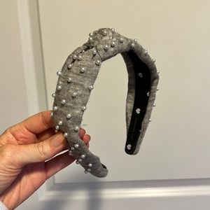 Lele Sadoughi - grey jersey and pearl headband